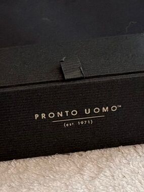 NIB Pronto Uomo Green Cat’s Eye Cufflinks – Silver Tone Formal Set